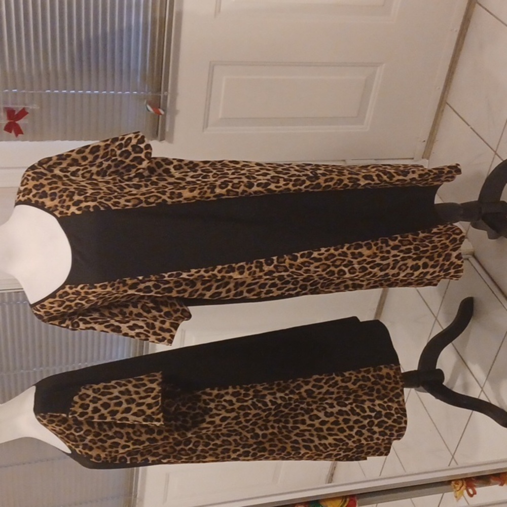4/$60 New Black & Leopard Print Dress - Size 2XL (US16)